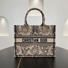 Christian Dior Shopping Bags